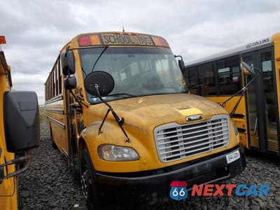 2011 THOMAS SAF-T-LINER C2 - SCHOOL BUS 4UZABRDTXBCAU4000 - główne zdjęcie licytacji z USA - miniatura