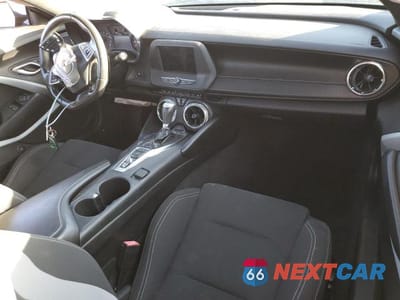 Zdjęcie 8 z 12 samochodu: 2019 CHEVROLET CAMARO LS VIN:1G1FB1RX1K0148986 - miniatura