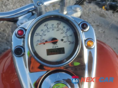 Zdjęcie 7 z 10 samochodu: 2003 HONDA VT750 CDD VIN:JH2RC44F83M102929 - miniatura