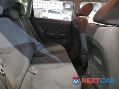 Zdjęcie 11 z 13 samochodu: 2013 KIA SOUL VIN:KNDJT2A5XD7754778 - miniatura