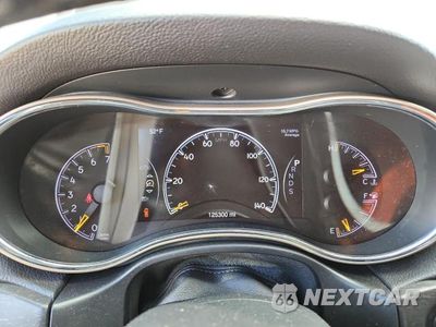 Zdjęcie 9 z 14 samochodu: 2015 JEEP GRAND CHEROKEE VIN:1C4RJFBG6FC876953 - miniatura