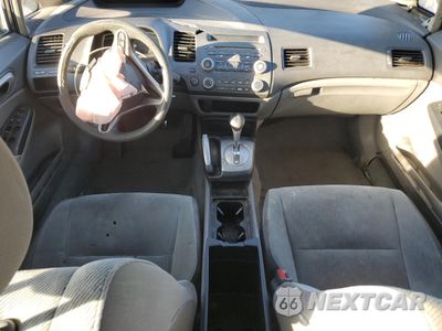 Zdjęcie 8 z 13 samochodu: 2010 HONDA CIVIC LX VIN:19XFA1F59AE048346 - miniatura