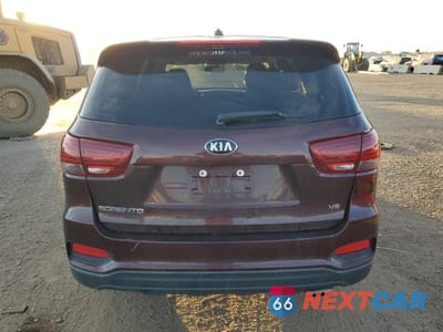 Zdjęcie 6 z 12 samochodu: 2019 KIA SORENTO LX VIN:5XYPGDA55KG530750 - miniatura