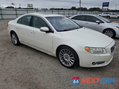 Czwarte zdjęcie samochodu z boku: 2010 VOLVO S80 V8 VIN:YV1852AR2A1121695 - miniatura