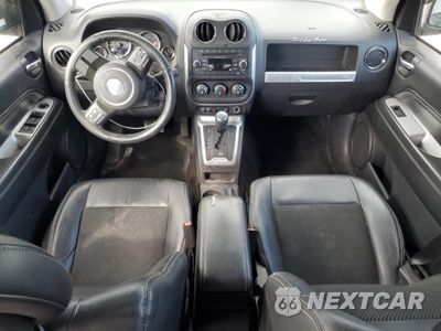 Zdjęcie 8 z 15 samochodu: 2014 JEEP COMPASS LATITUDE VIN:1C4NJDEB4ED661924 - miniatura