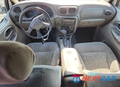 Zdjęcie 8 z 14 samochodu: 2003 CHEVROLET TRAILBLAZER VIN:1GNDS13S832352418 - miniatura