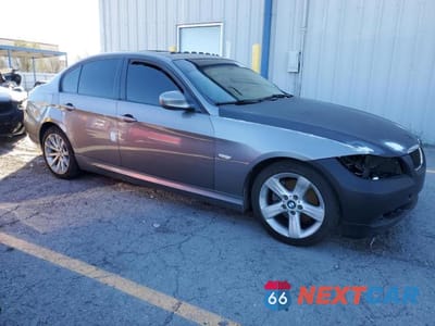 Czwarte zdjęcie samochodu z boku: 2011 BMW 328 XI SULEV VIN:WBAPK5C52BA656482 - miniatura