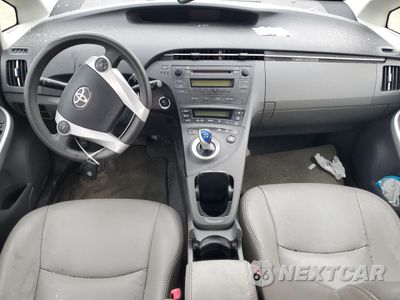 Zdjęcie 8 z 12 samochodu: 2011 TOYOTA PRIUS VIN:JTDKN3DU2B5344217 - miniatura