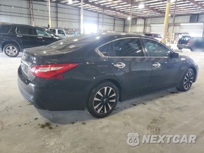 Trzecie zdjęcie samochodu z tyłu: 2017 NISSAN ALTIMA 2.5 VIN:1N4AL3AP6HC493143 - miniatura