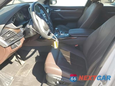 Zdjęcie 7 z 12 samochodu: 2017 BMW X5 XDR40E VIN:5UXKT0C37H0V96322 - miniatura