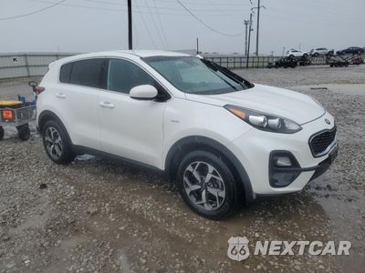 Czwarte zdjęcie samochodu z boku: 2021 KIA SPORTAGE LX VIN:KNDPMCAC1M7932931 - miniatura