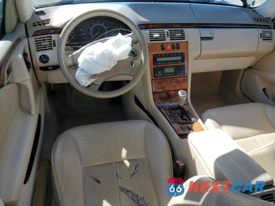 Zdjęcie 8 z 14 samochodu: 1999 MERCEDES-BENZ E 320 VIN:WDBJF65H7XA834807 - miniatura