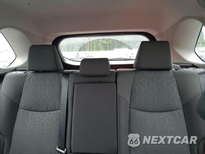 Zdjęcie 10 z 14 samochodu: 2022 TOYOTA RAV4 XLE VIN:2T3P1RFV2NW298119 - miniatura