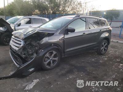 2017 FORD ESCAPE SE 1FMCU9G9XHUB01640 - główne zdjęcie licytacji z USA - miniatura