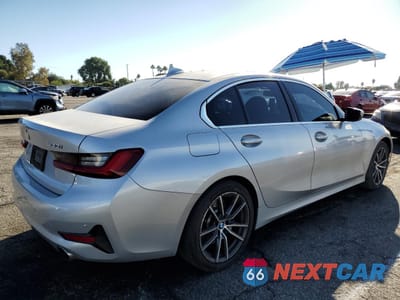 Trzecie zdjęcie samochodu z tyłu: 2019 BMW 330I VIN:WBA5R1C5XKAK09328 - miniatura