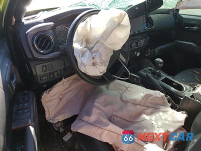 Zdjęcie 8 z 13 samochodu: 2023 TOYOTA TACOMA TRD OFF-ROAD VIN:3TYCZ5AN9PT157130 - miniatura