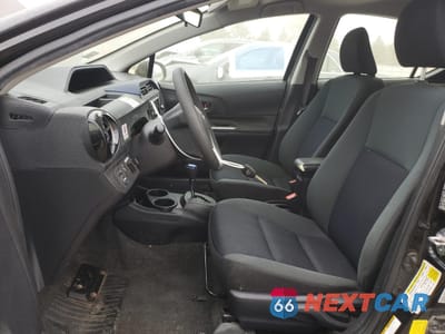Zdjęcie 7 z 13 samochodu: 2016 TOYOTA PRIUS C VIN:JTDKDTB3XG1121385 - miniatura