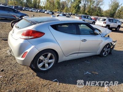 Trzecie zdjęcie samochodu z tyłu: 2013 HYUNDAI VELOSTER VIN:KMHTC6AD9DU086279 - miniatura