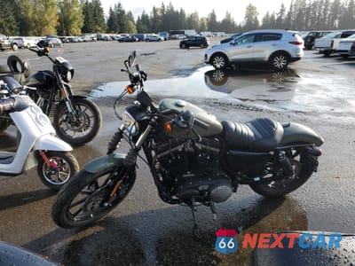 Trzecie zdjęcie samochodu z tyłu: 2021 HARLEY-DAVIDSON XL883 N VIN:1HD4LE21XMB417937 - miniatura