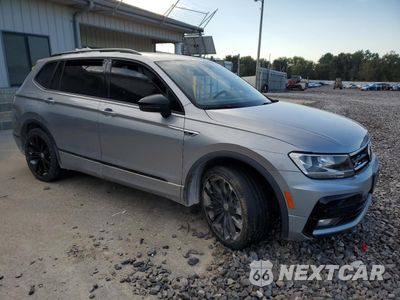 Czwarte zdjęcie samochodu z boku: 2021 VOLKSWAGEN TIGUAN SE VIN:3VV3B7AX7MM110608 - miniatura