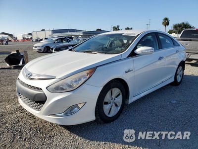 2013 HYUNDAI SONATA HYBRID KMHEC4A40DA051208 - główne zdjęcie licytacji z USA - miniatura