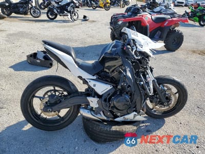 2025 KAWASAKI EX650 R ML5EXER15SDAG3478 - główne zdjęcie licytacji z USA - miniatura