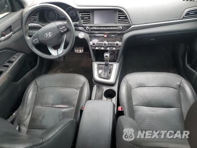 Zdjęcie 8 z 12 samochodu: 2019 HYUNDAI ELANTRA SEL VIN:5NPD84LF6KH415329 - miniatura