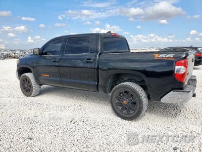 Drugie zdjęcie samochodu z przodu: 2020 TOYOTA TUNDRA CREWMAX SR5 VIN:5TFDY5F1XLX879221 - miniatura