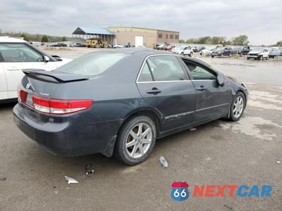 Trzecie zdjęcie samochodu z tyłu: 2003 HONDA ACCORD EX VIN:1HGCM66513A015856 - miniatura