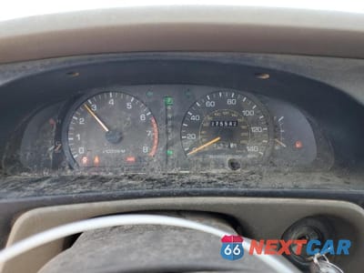 Zdjęcie 9 z 12 samochodu: 1996 TOYOTA CAMRY VIN:JT2BG12K4T0382555 - miniatura