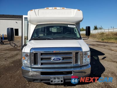 Piąte zdjęcie samochodu w środku: 2016 FORD ECONOLINE E450 SUPER DUTY CUTAWAY VAN VIN:1FDFE4FS4GDC05699 - miniatura
