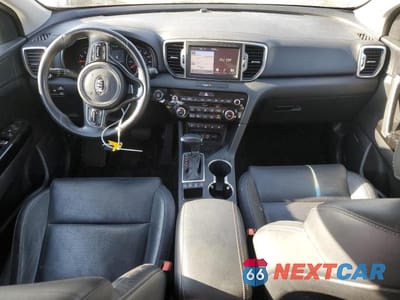 Zdjęcie 8 z 12 samochodu: 2018 KIA SPORTAGE EX VIN:KNDPNCAC8J7302414 - miniatura