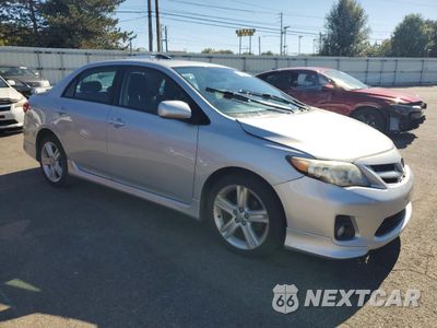 Czwarte zdjęcie samochodu z boku: 2013 TOYOTA COROLLA BASE VIN:2T1BU4EE2DC983946 - miniatura