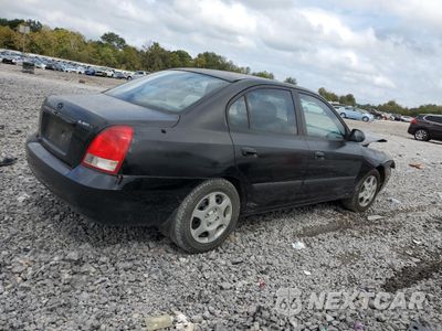 Trzecie zdjęcie samochodu z tyłu: 2002 HYUNDAI ELANTRA GLS VIN:KMHDN45D72U427687 - miniatura