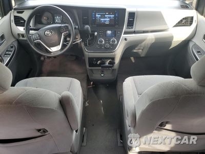 Zdjęcie 8 z 15 samochodu: 2016 TOYOTA SIENNA LE VIN:5TDKK3DC4GS694904 - miniatura