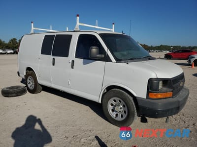 Czwarte zdjęcie samochodu z boku: 2014 CHEVROLET EXPRESS G1500 VIN:1GCSGAFX5E1170886 - miniatura