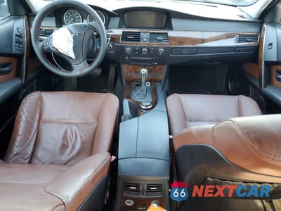 Zdjęcie 8 z 12 samochodu: 2007 BMW 530 XI VIN:WBANF73567CU25782 - miniatura