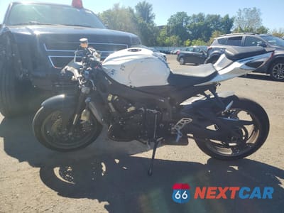 Trzecie zdjęcie samochodu z tyłu: 2011 SUZUKI GSX-R600 VIN:JS1GN7FA2B2102863 - miniatura