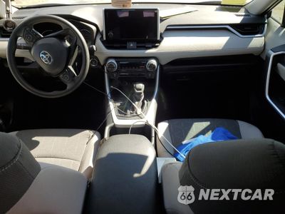Zdjęcie 8 z 13 samochodu: 2025 TOYOTA RAV4 XLE VIN:2T3W1RFVXSW412696 - miniatura