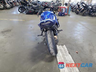 Czwarte zdjęcie samochodu z boku: 2003 KAWASAKI ZX636 B1 VIN:JKBZXJB173A008986 - miniatura