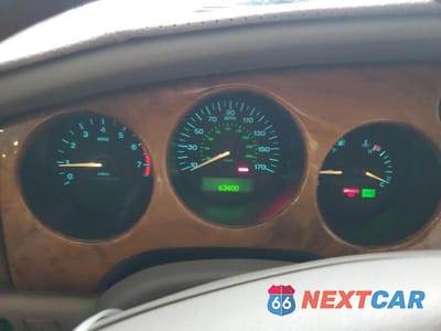 Zdjęcie 9 z 11 samochodu: 2001 JAGUAR XKR VIN:SAJDA41B21PA12122 - miniatura