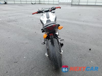Czwarte zdjęcie samochodu z boku: 2015 YAMAHA FZ07 VIN:JYARM06E6FA004471 - miniatura