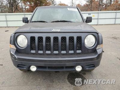 Piąte zdjęcie samochodu w środku: 2014 JEEP PATRIOT SPORT VIN:1C4NJRBB4ED778601 - miniatura