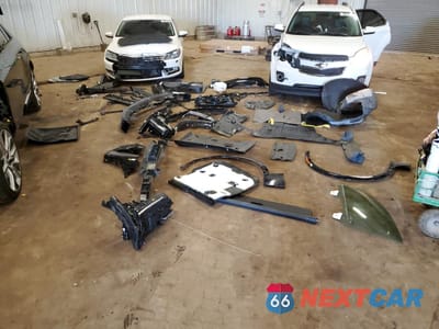 Zdjęcie 13 z 16 samochodu: 2024 CADILLAC LYRIQ LUXURY VIN:1GYKPSRL2RZ140485 - miniatura