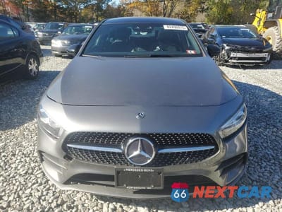 Piąte zdjęcie samochodu w środku: 2019 MERCEDES-BENZ A 220 4MATIC VIN:WDD3G4FBXKW003485 - miniatura