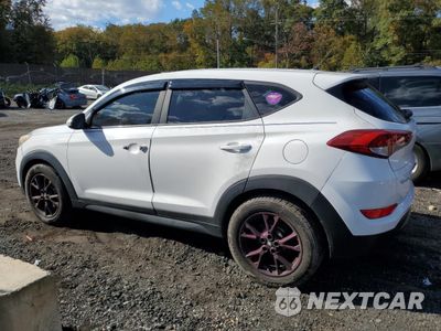 Drugie zdjęcie samochodu z przodu: 2018 HYUNDAI TUCSON SE VIN:KM8J23A41JU813354 - miniatura