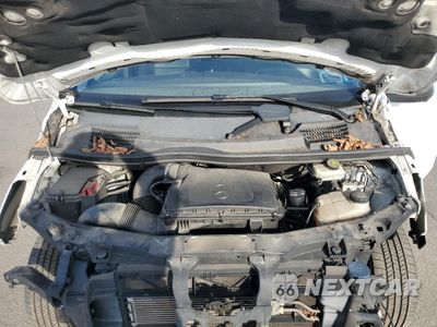 Zdjęcie 12 z 13 samochodu: 2016 MERCEDES-BENZ METRIS VIN:WD4PG2EE6G3154088 - miniatura