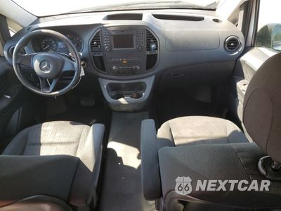 Zdjęcie 8 z 13 samochodu: 2019 MERCEDES-BENZ METRIS VIN:WD4PG2EE4K3513477 - miniatura