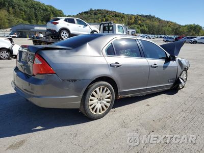 Trzecie zdjęcie samochodu z tyłu: 2010 FORD FUSION HYBRID VIN:3FADP0L36AR160863 - miniatura