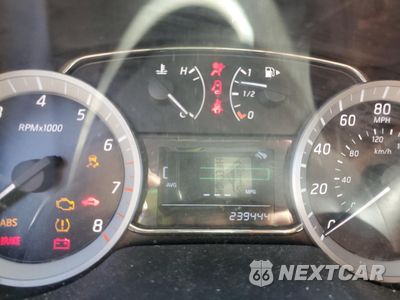 Zdjęcie 9 z 12 samochodu: 2014 NISSAN SENTRA S VIN:3N1AB7AP1EY255419 - miniatura